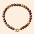 שרשרת EARTHY SPELL בגוני אדמה מאבני ג׳אספר עם סוגר בציפוי זהב